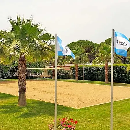 מלון Club Koine 4*