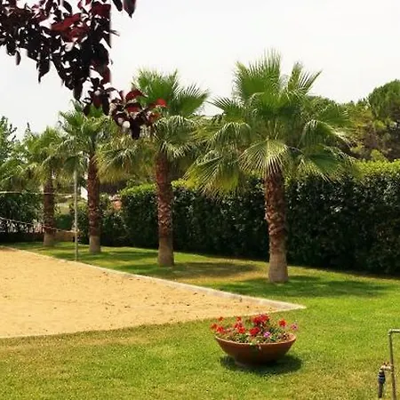 فندق Club Koine 4*