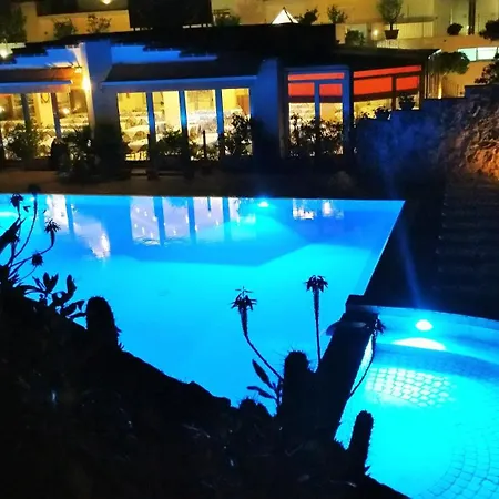 فندق Club Koine 4*